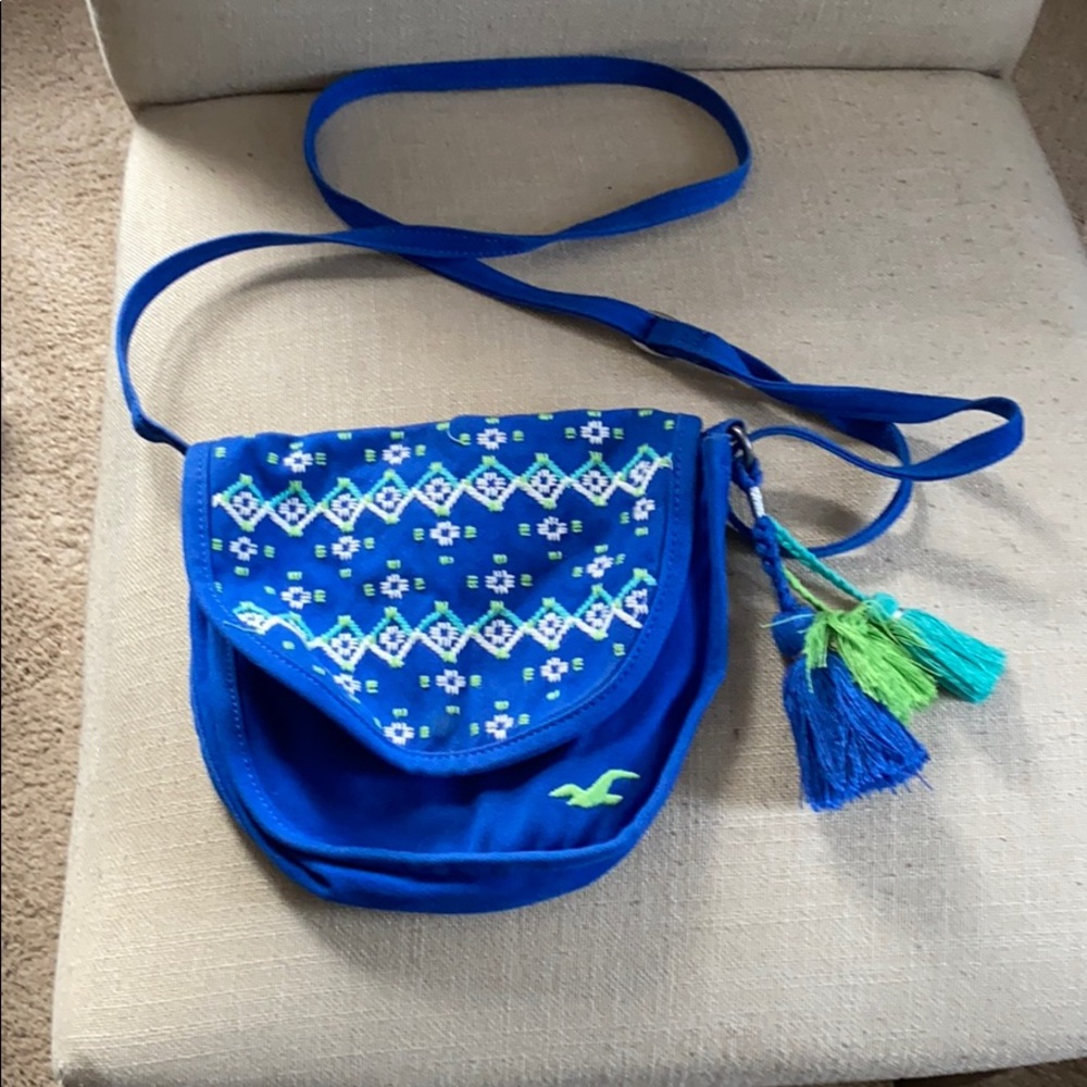 Hollister purse with adjustable strap
